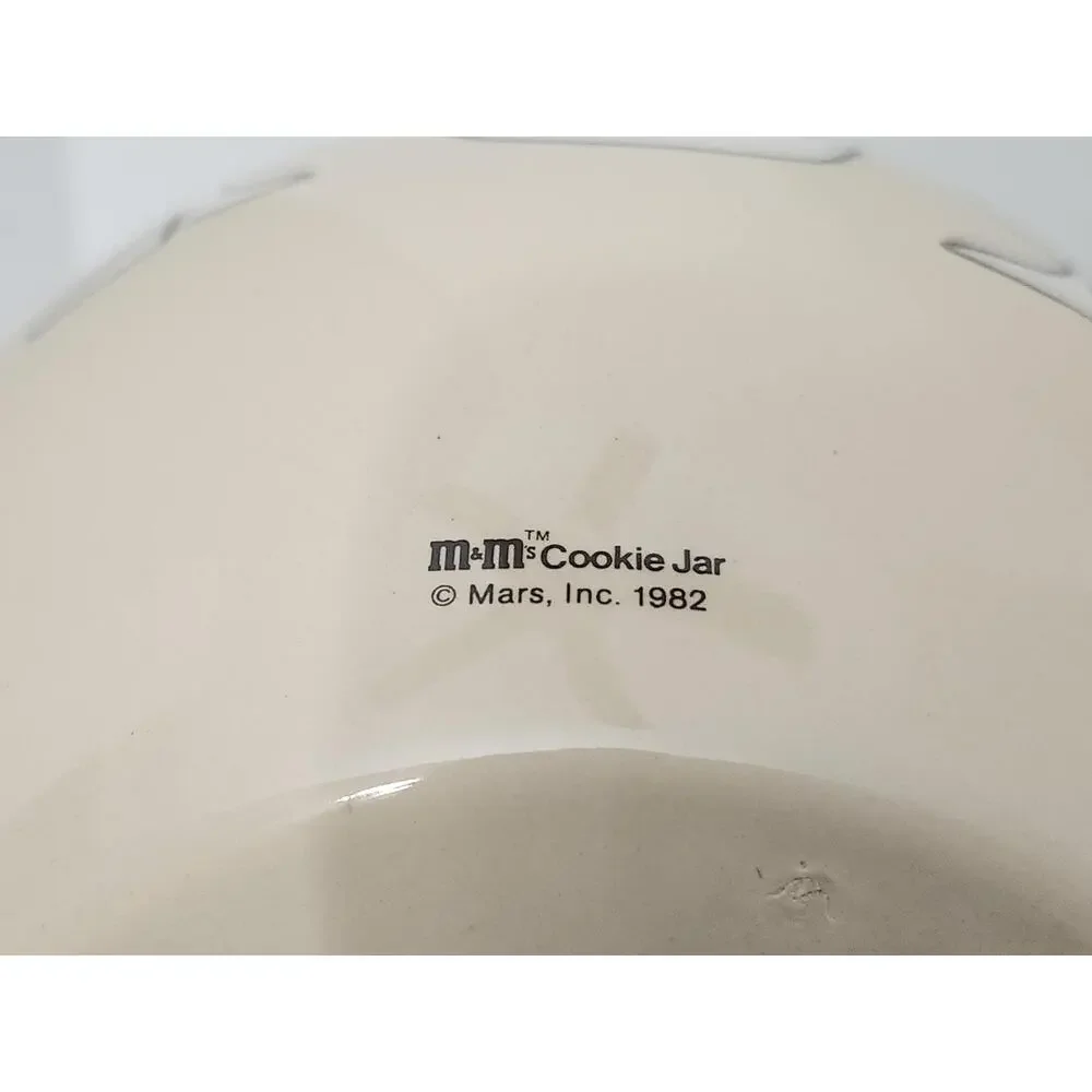 Vintage 1982 M&M Ceramic Cookie Jar Mars Inc Baking Graphics